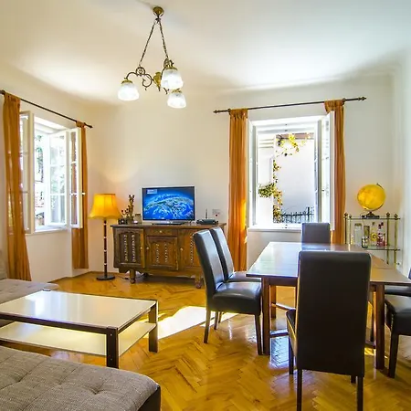 Martinis * ספליט