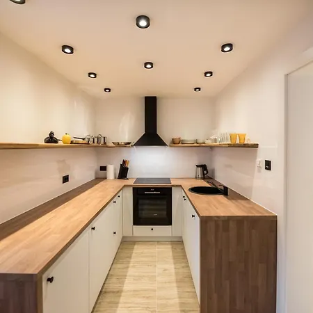 马提尼别墅公寓 *